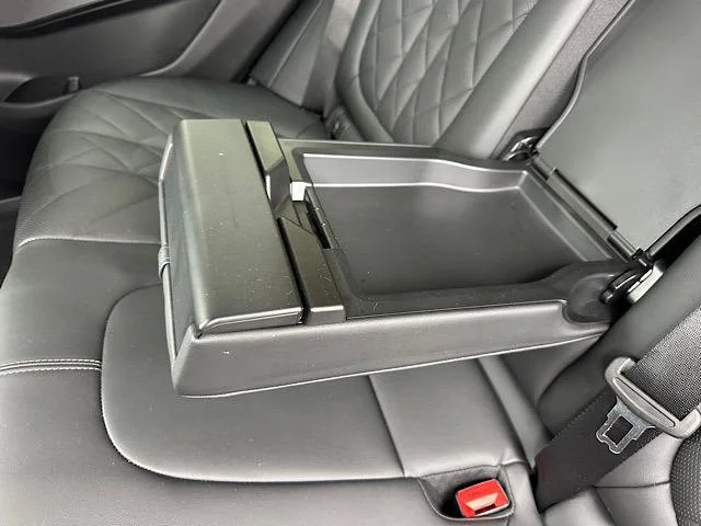 Certified Used 2026 Skyscraper Grey Metallic BMW xDrive40i image 18