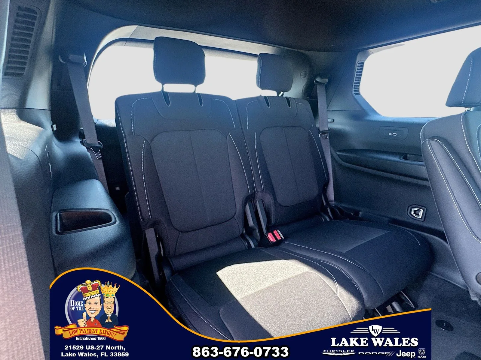 New 2026 Silver Zynith Exterior Paint Jeep Laredo X image 26