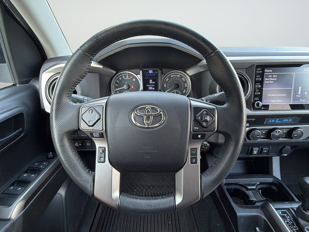 Used 2022 Blue Toyota SR5 image 31