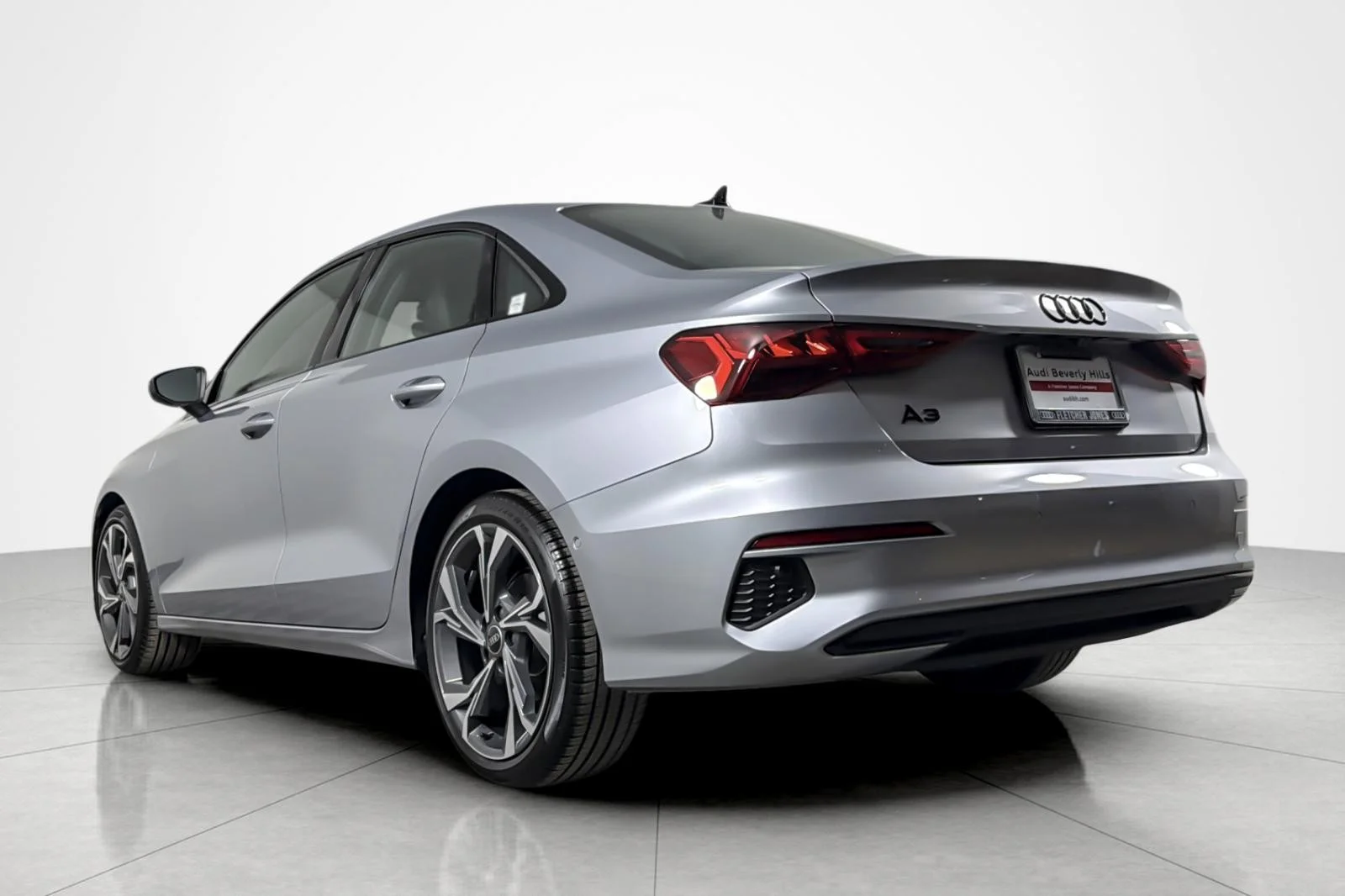 Used 2023 Florett Silver Metallic Audi Premium 40 TFSI image 3