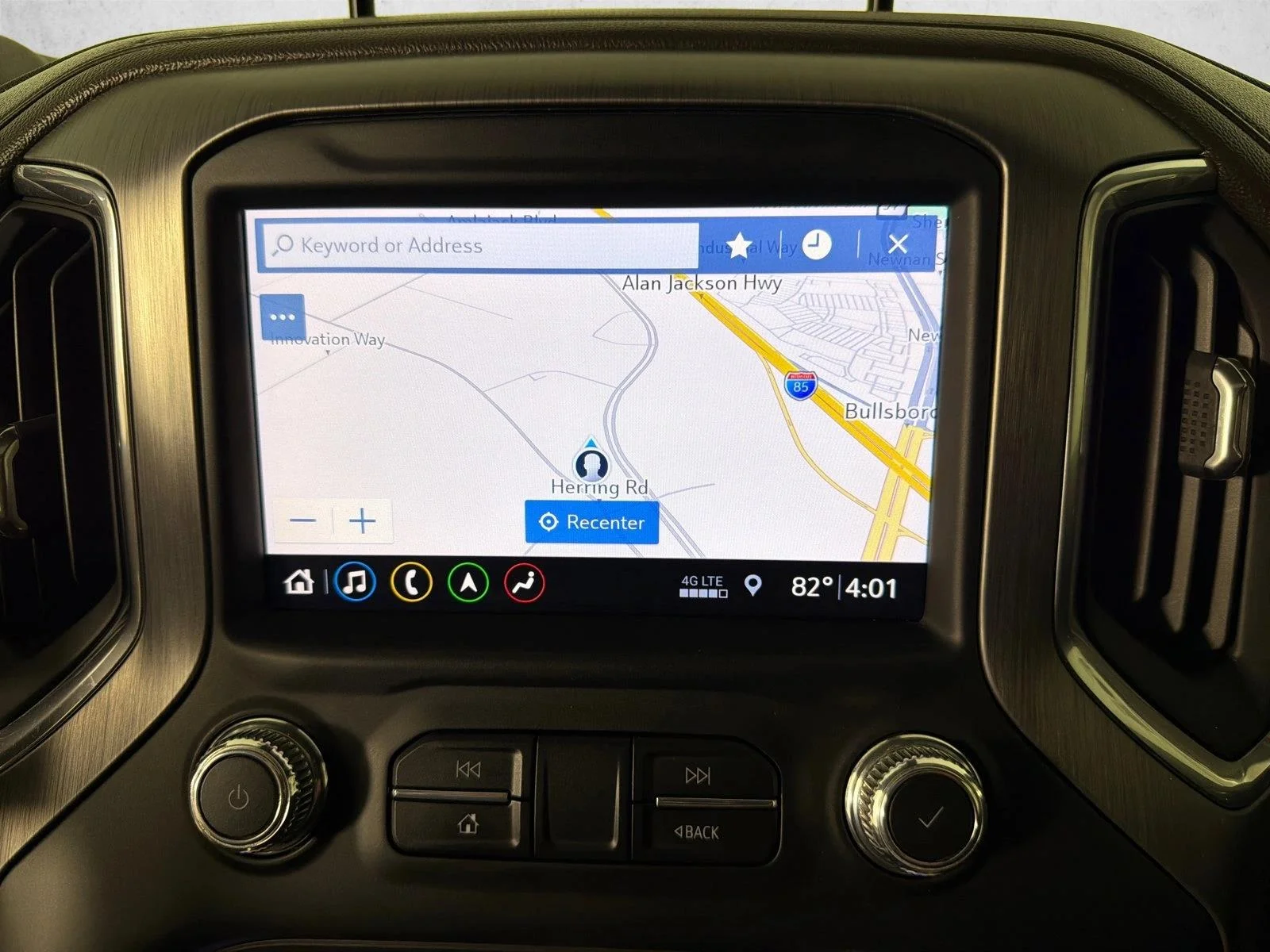 Used 2019 White GMC Denali image 3