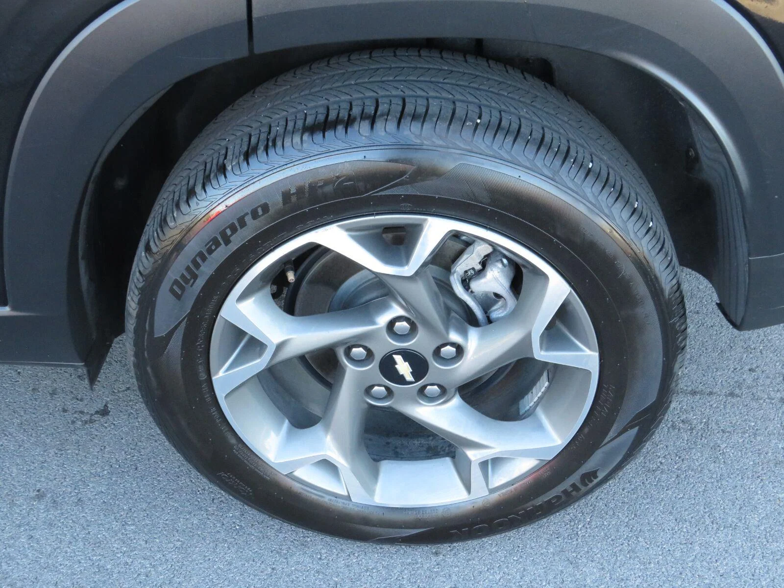 Used 2024 Mosaic Black Metallic Chevrolet LT image 18