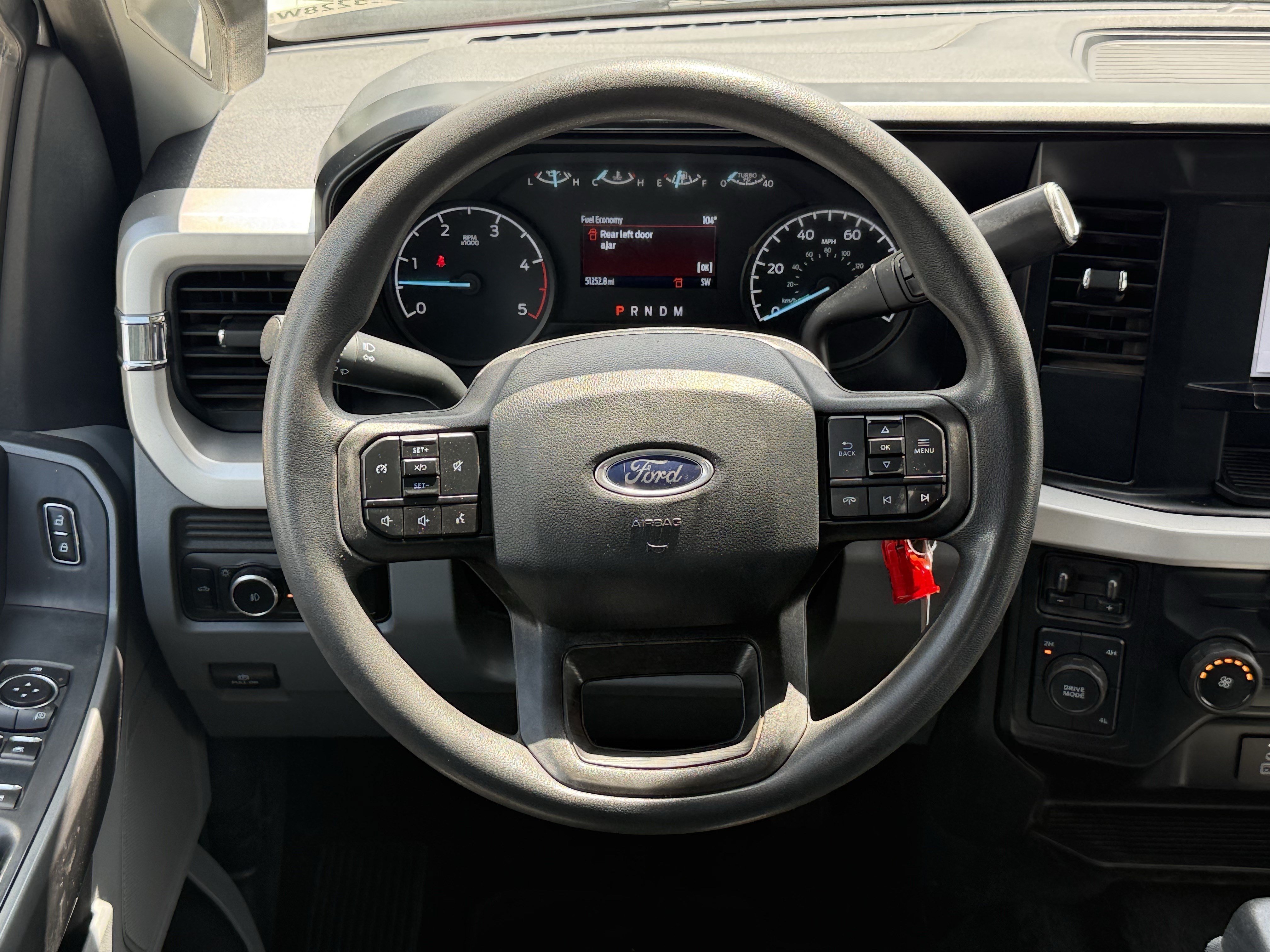 Used 2025 Oxford White Ford XLT image 14