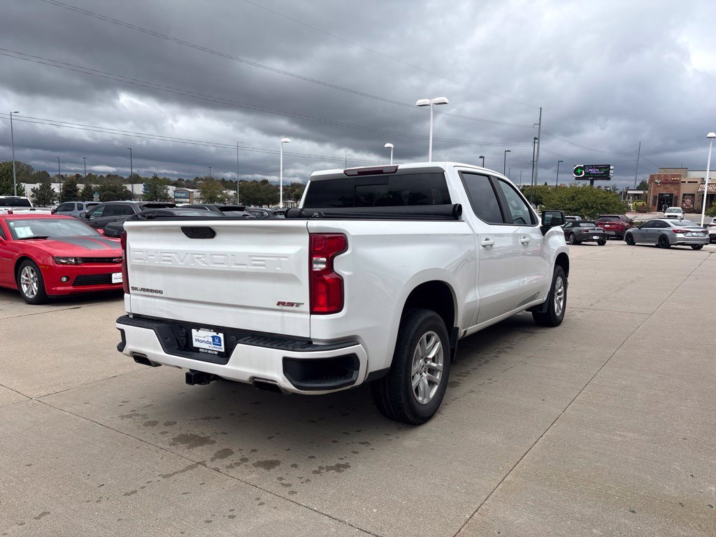 Used 2020 Summit White Chevrolet RST image 5