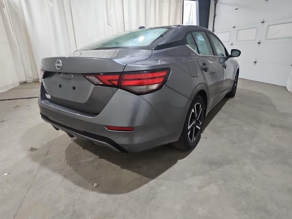 2025 Nissan Sentra SV - Photo 16