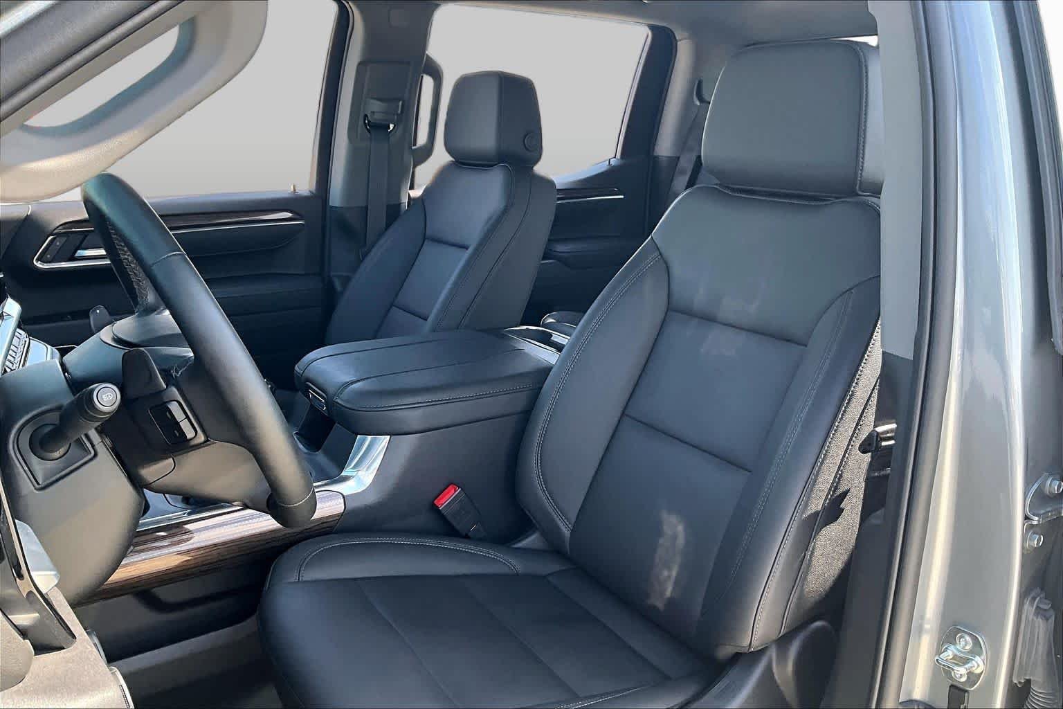 Used 2026 Sterling Gray Metallic Chevrolet LT Trail Boss image 7