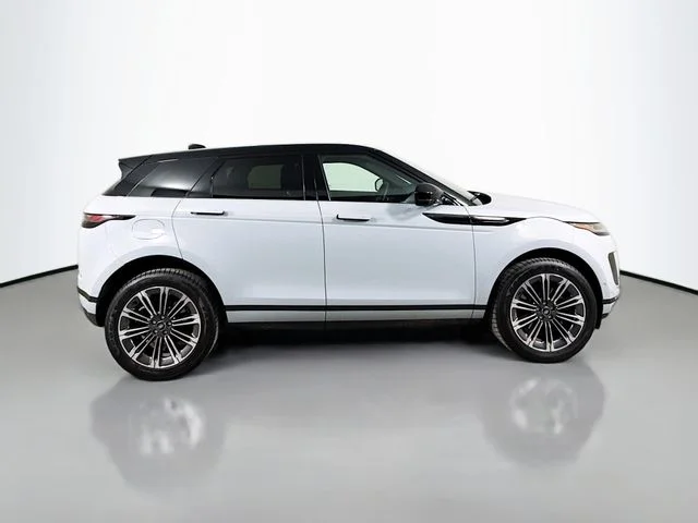 New 2026 Arroios Grey Land Rover S image 4