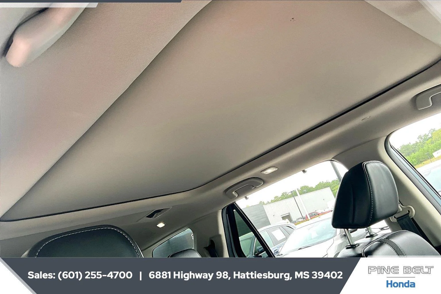 Used 2024 Sonic Gray Pearl Honda Touring image 16