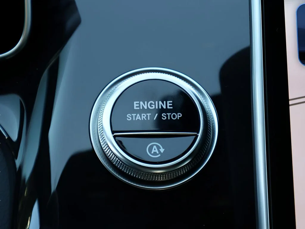 New 2026 Obsidian Black Metallic Mercedes-Benz S 580 image 27