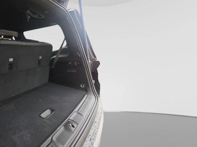 New 2026 High Gloss Black Exterior Paint Jeep Limited Altitude image 27