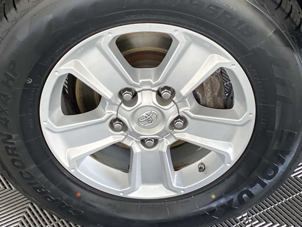 Used 2017 Black Toyota SR5 image 25