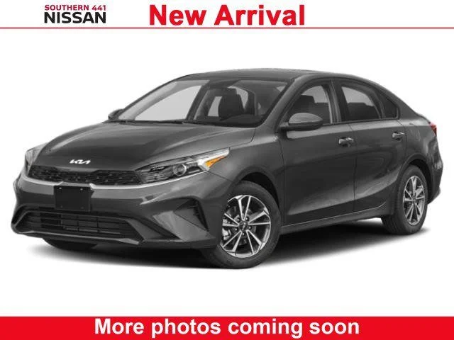 2023 Kia Forte LXS AT's photo