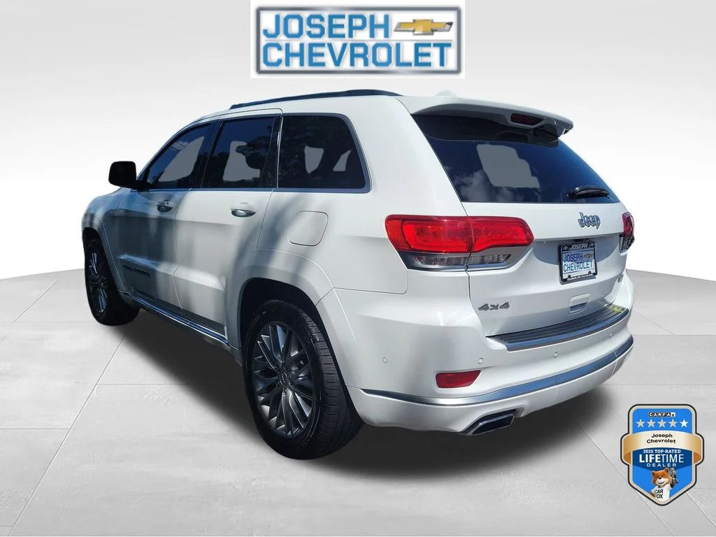 Used 2017 White Jeep Summit image 3