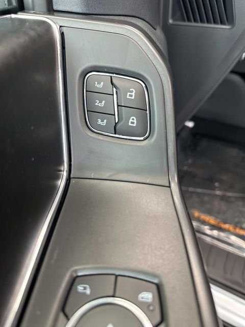 New 2025 Oxford White Ford Tremor® image 21
