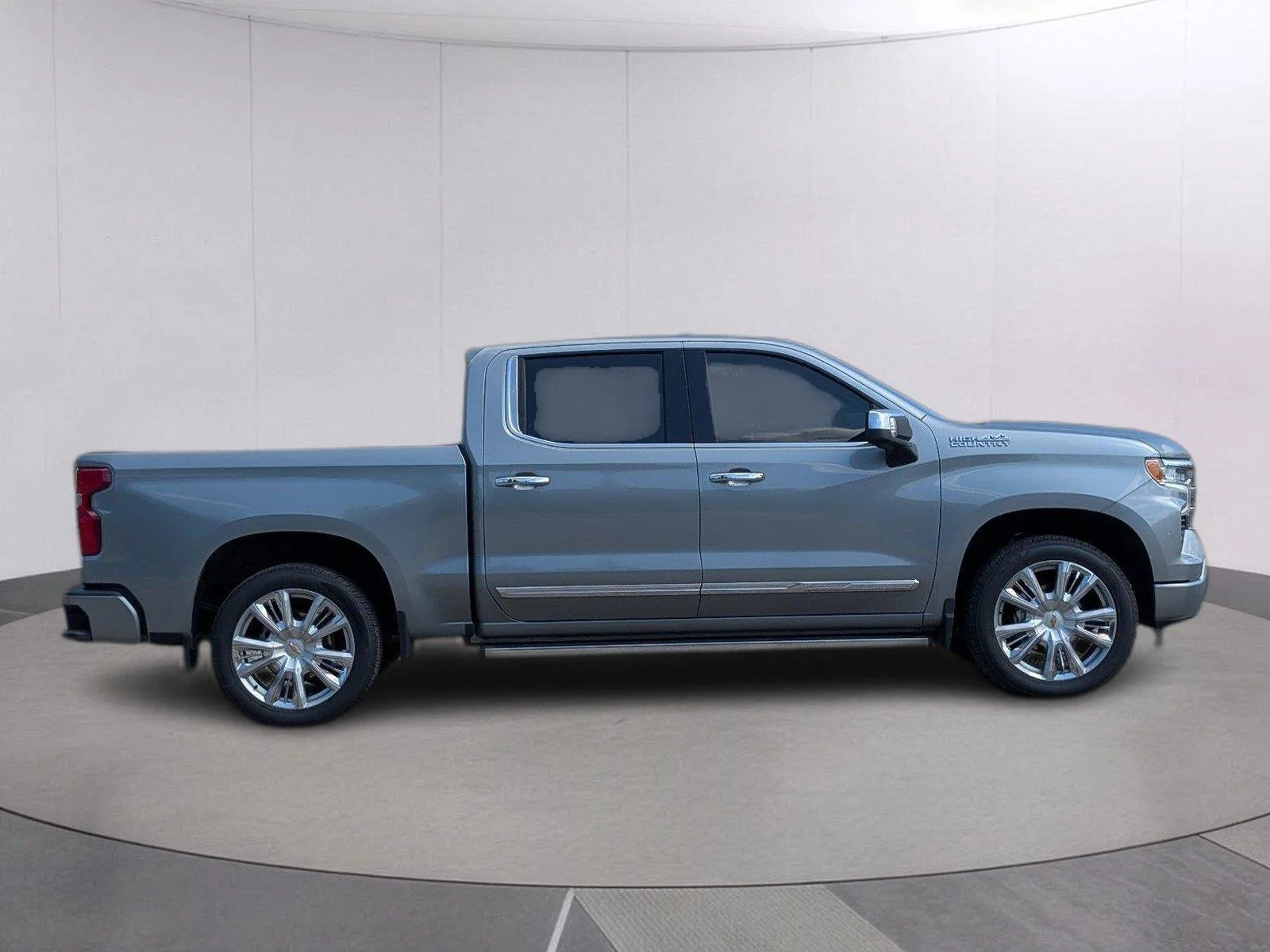 Used 2026 Sterling Gray Metallic Chevrolet High Country image 6