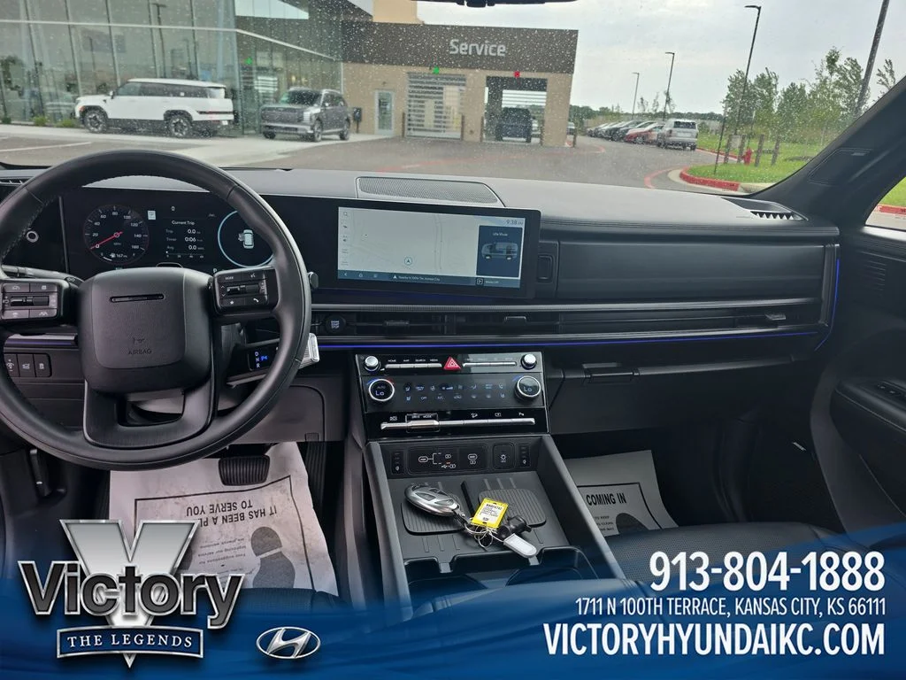 Used 2025 Black Hyundai Calligraphy image 12