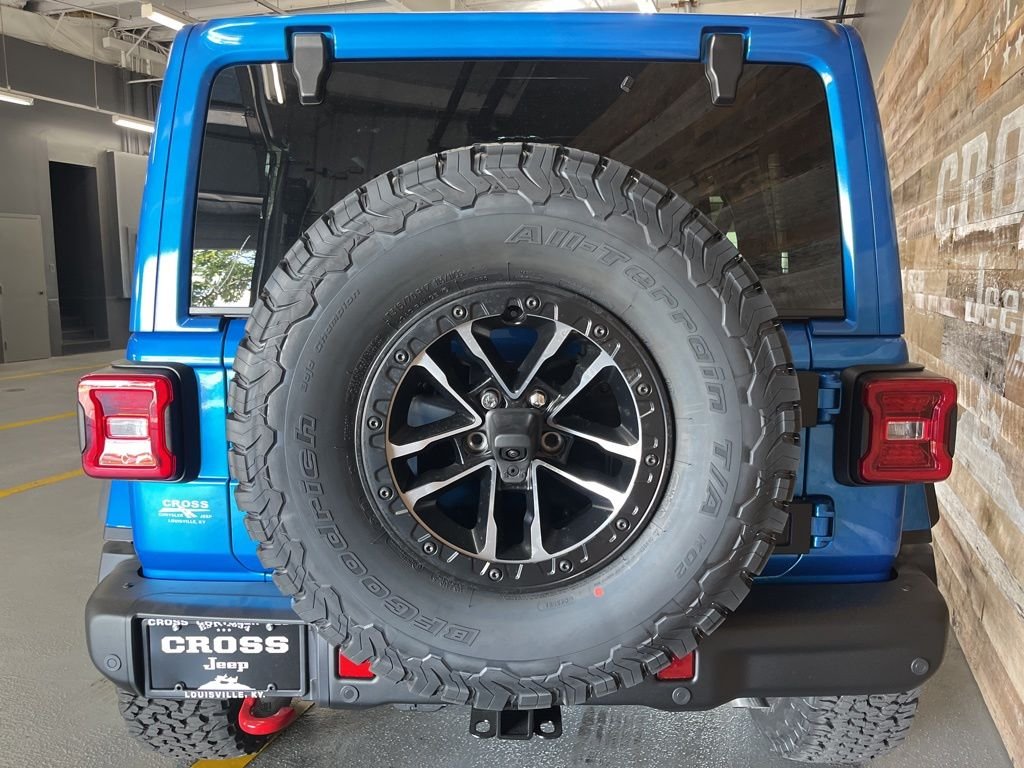 New 2026 Hydro Blue Pearl-Coat Exterior Paint Jeep Rubicon X image 26