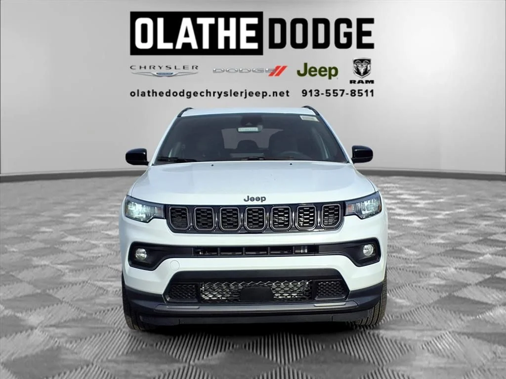 New 2026 Bright White Clear-Coat Exterior Paint Jeep Latitude image 27