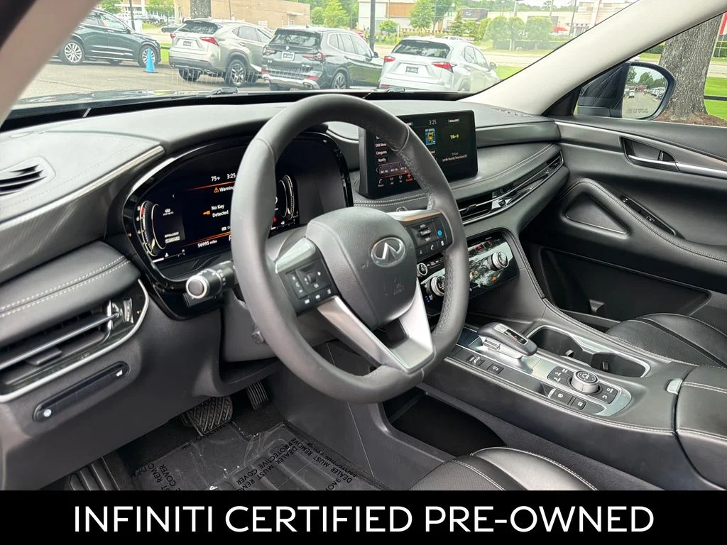 Certified Used 2023 Graphite Shadow INFINITI LUXE image 27