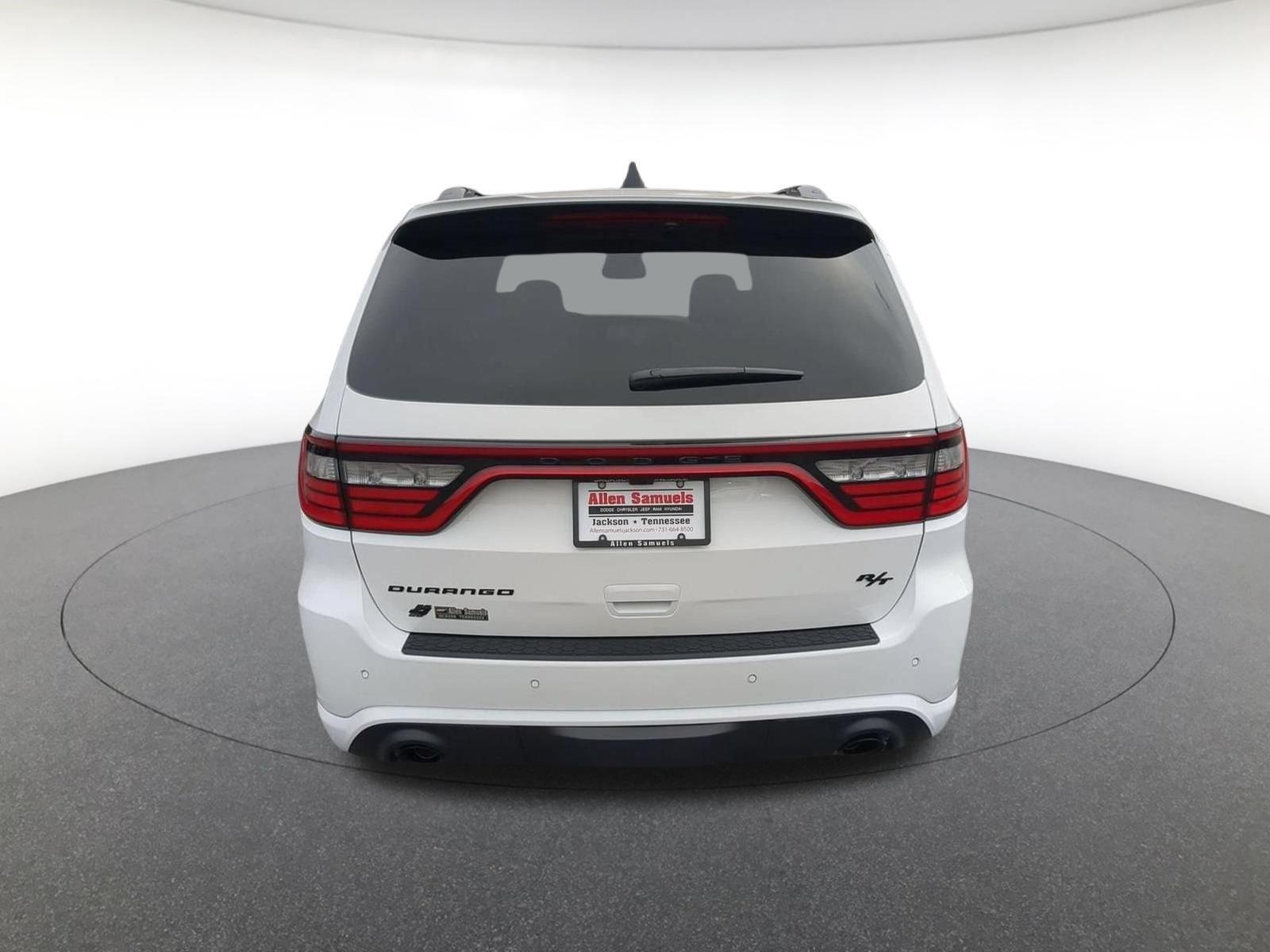 New 2027 White Knuckle Clear-Coat Exterior Paint Dodge R/T 392 Premium image 5