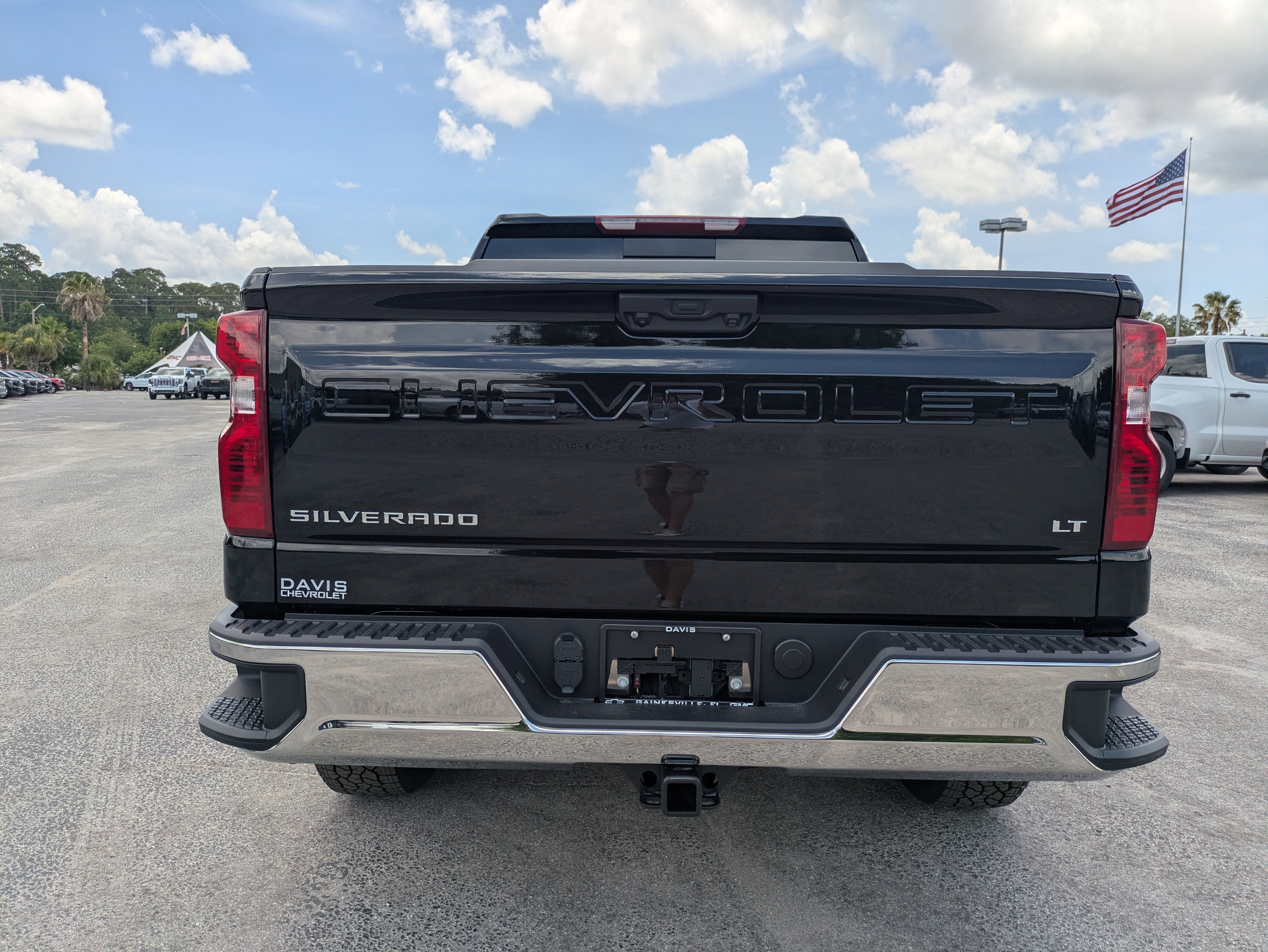 2026 Chevrolet Silverado 1500 LT - Photo 6