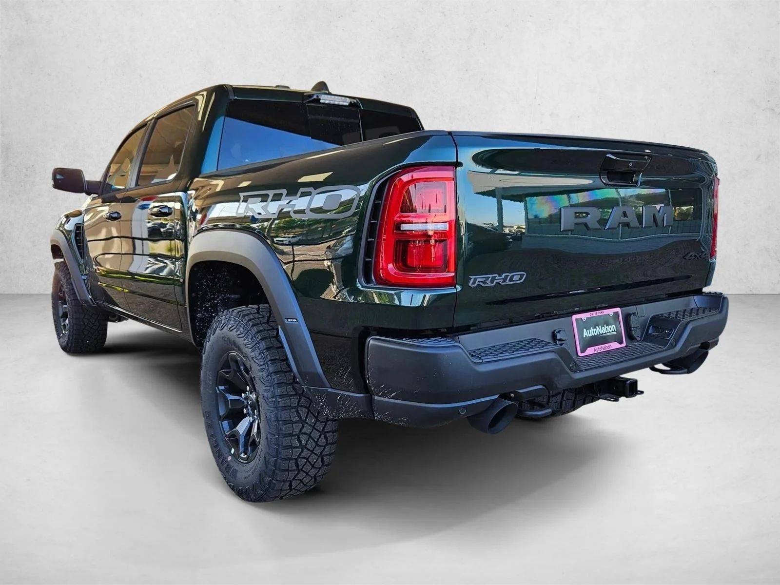 New 2026 Serrano-Green Metallic Exterior Paint RAM RHO image 9