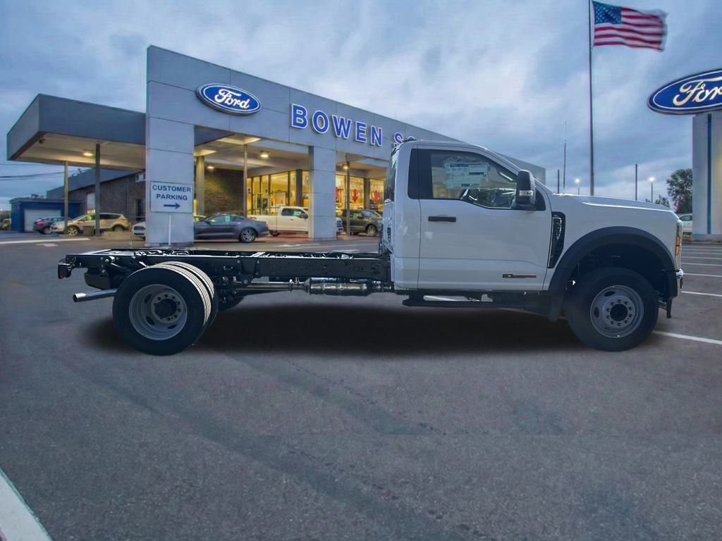New 2025 Oxford White Ford XL image 6