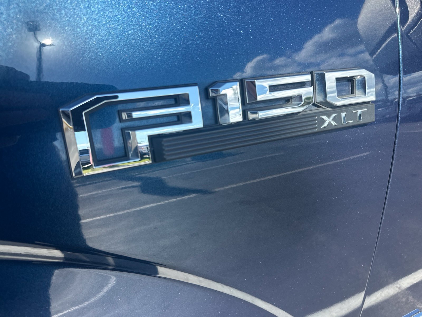 Used 2017 Blue Ford XLT image 10