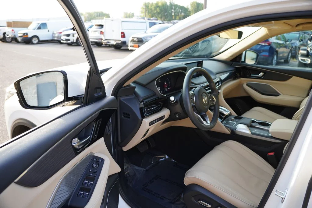 Used 2024 Platinum White Pearl Acura Advance image 14