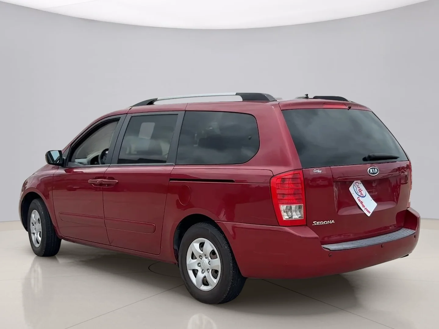 Used 2010 Red Kia BASE image 3