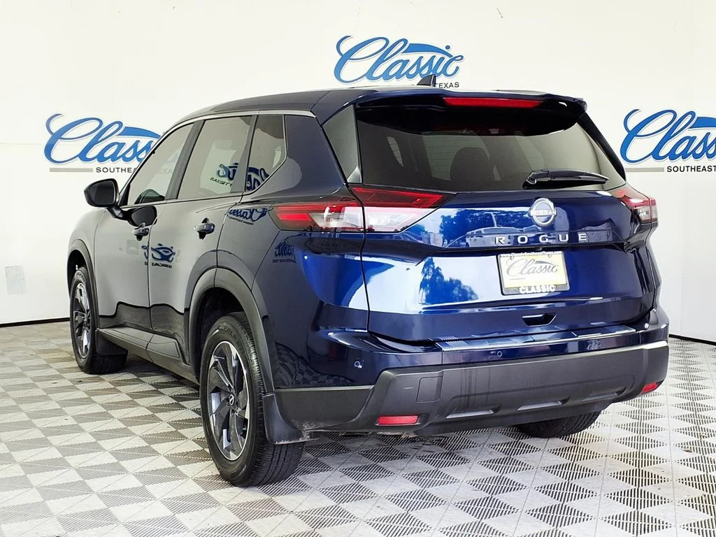 Used 2025 Blue Nissan SV image 2