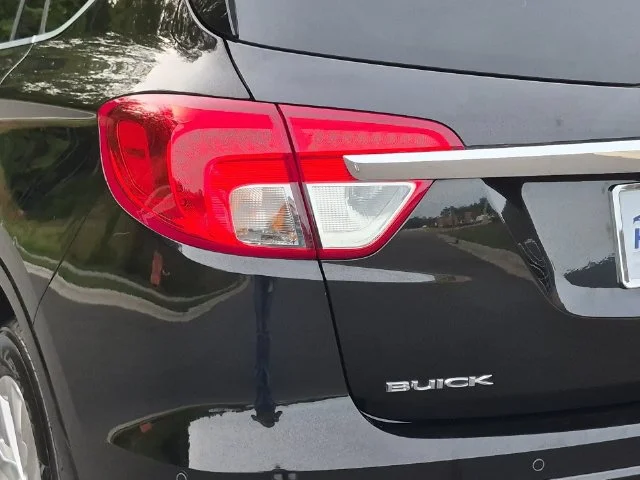 Used 2017 Black Buick Essence image 21