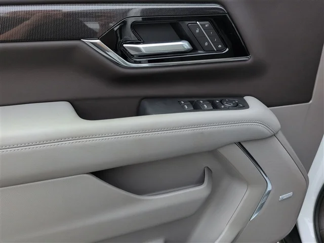 New 2026 Summit White GMC Elevation image 47