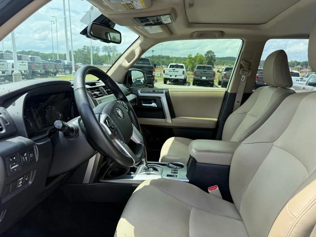 Used 2023 White Toyota SR5 Premium image 4