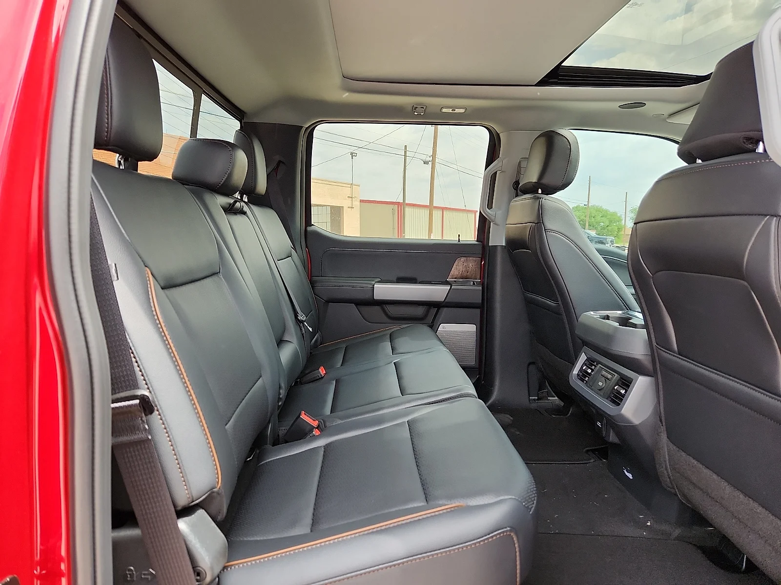 New 2026 Ruby Red Metallic Tinted Clearcoat Ford F-250® Lariat® image 19