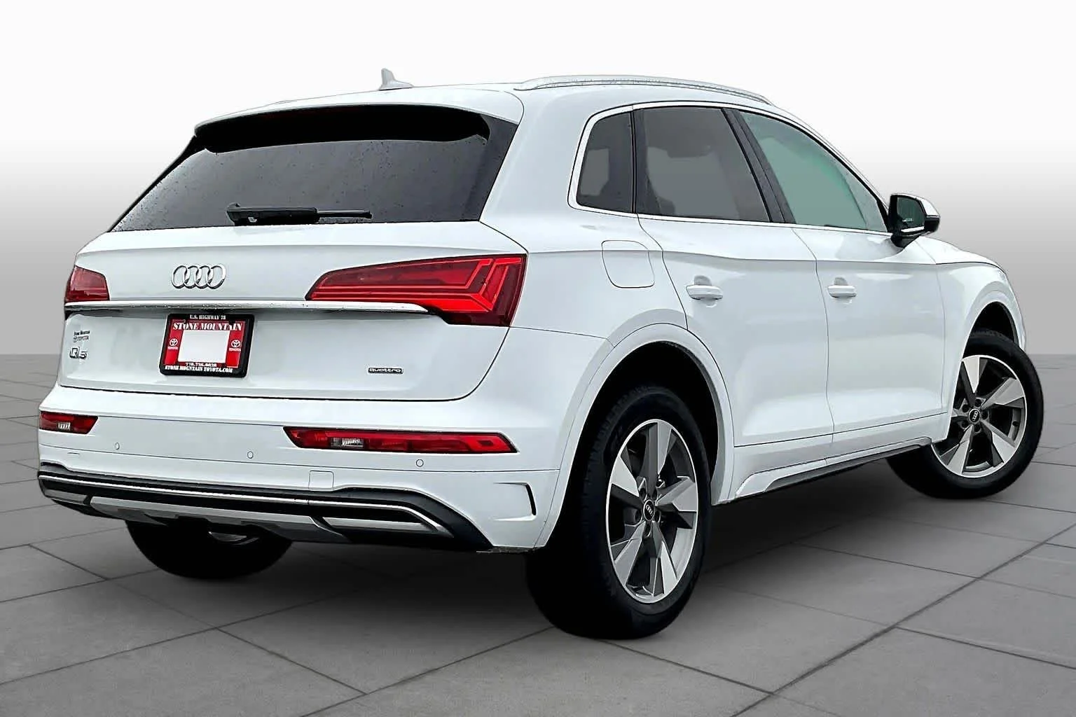 Used 2023 Ibis White Audi Premium Plus image 25