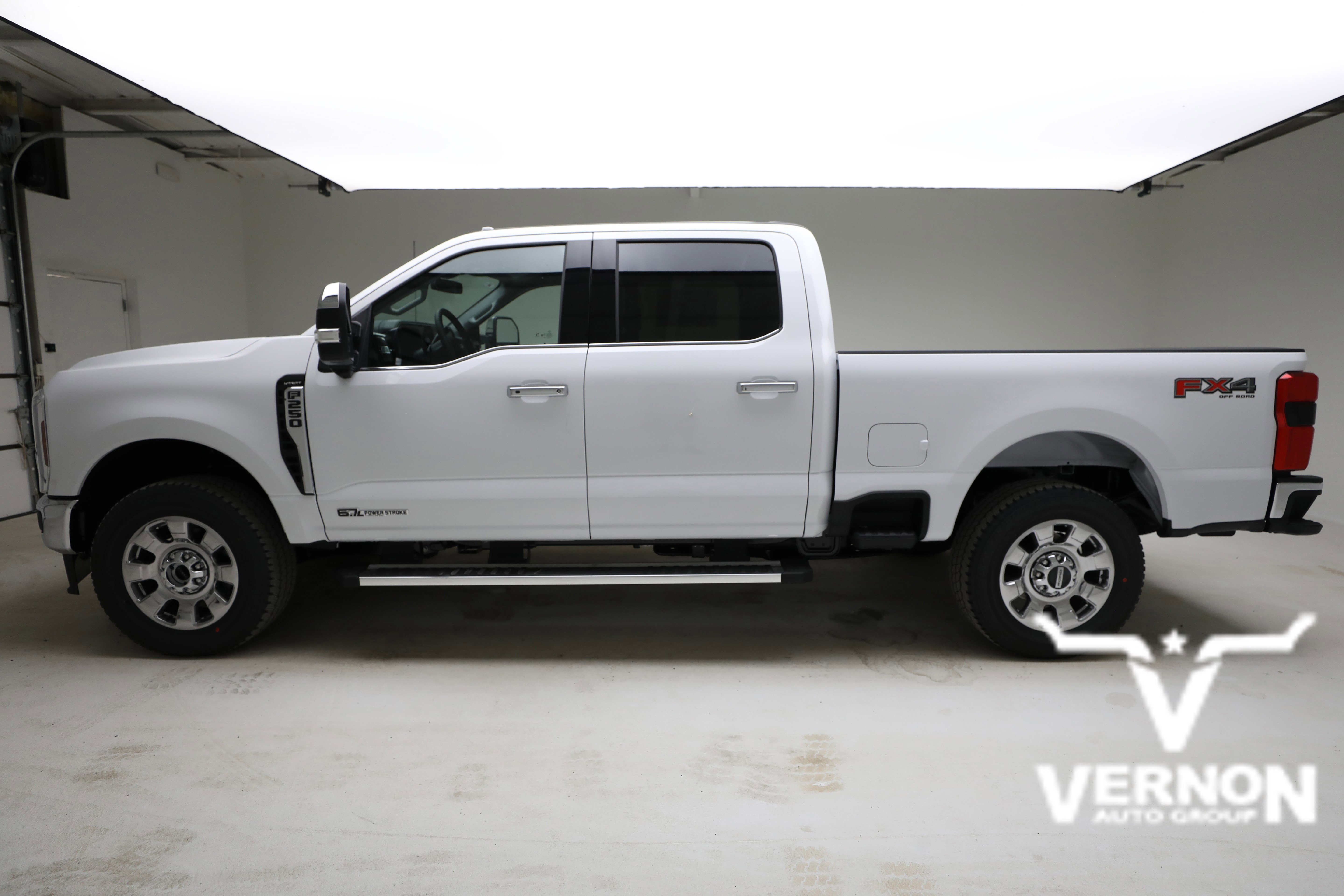 New 2026 Oxford White Ford  image 2