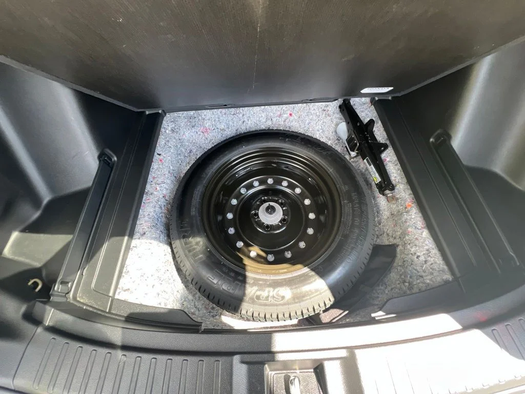 Used 2025 Black Honda EX-L image 22