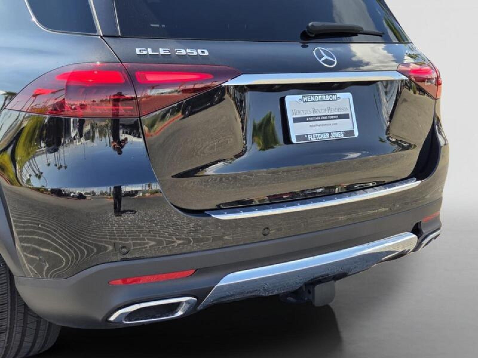 Certified Used 2026 Obsidian Black Metallic Mercedes-Benz GLE 350 image 4