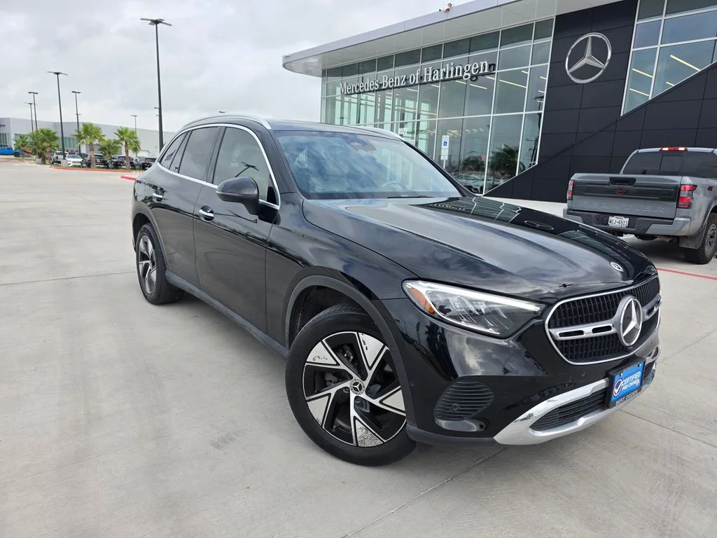Used 2024 Black Mercedes-Benz GLC 300 image 1