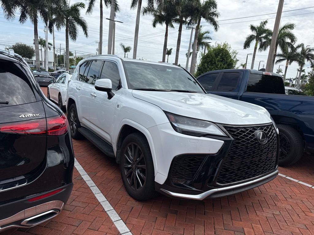 2024 Lexus LX 600 600 F-Sport's photo
