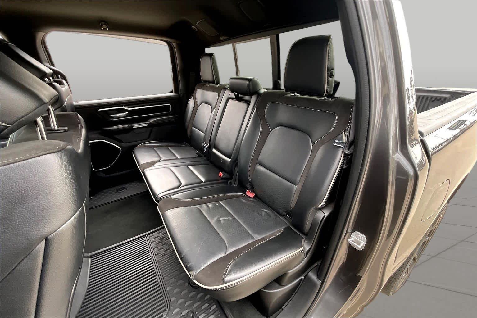Used 2023 Granite Crystal Metallic Clearcoat Ram Laramie image 20