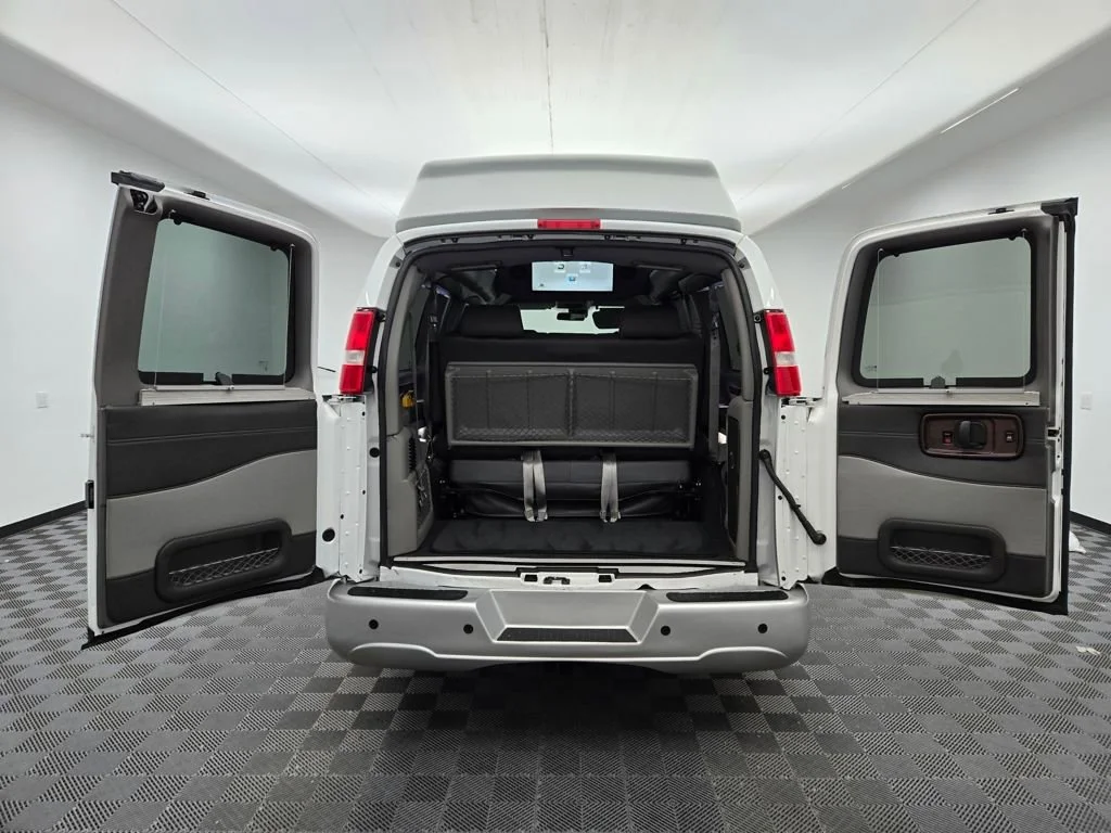 2021 Chevrolet Express Cargo Work Van - Photo 5