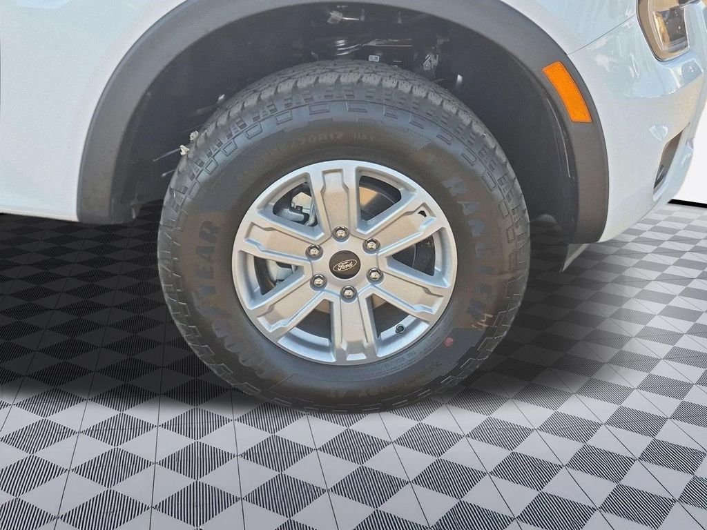 New 2026 White Ford XL image 28