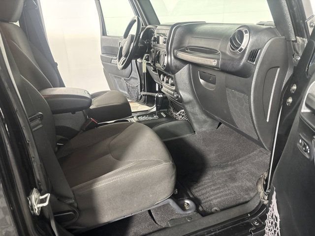 Used 2017 Black Jeep Unlimited Sport image 22