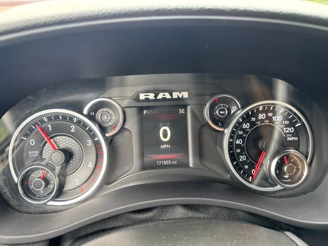 Used 2022 White Ram Big Horn image 19