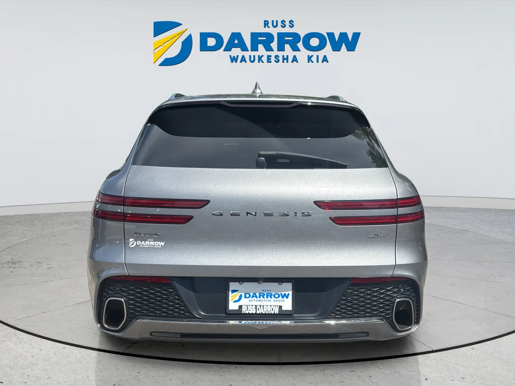 Used 2023 Silver Genesis 2.5T image 4