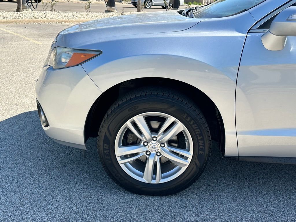 Used 2015  Acura Technology Package image 10