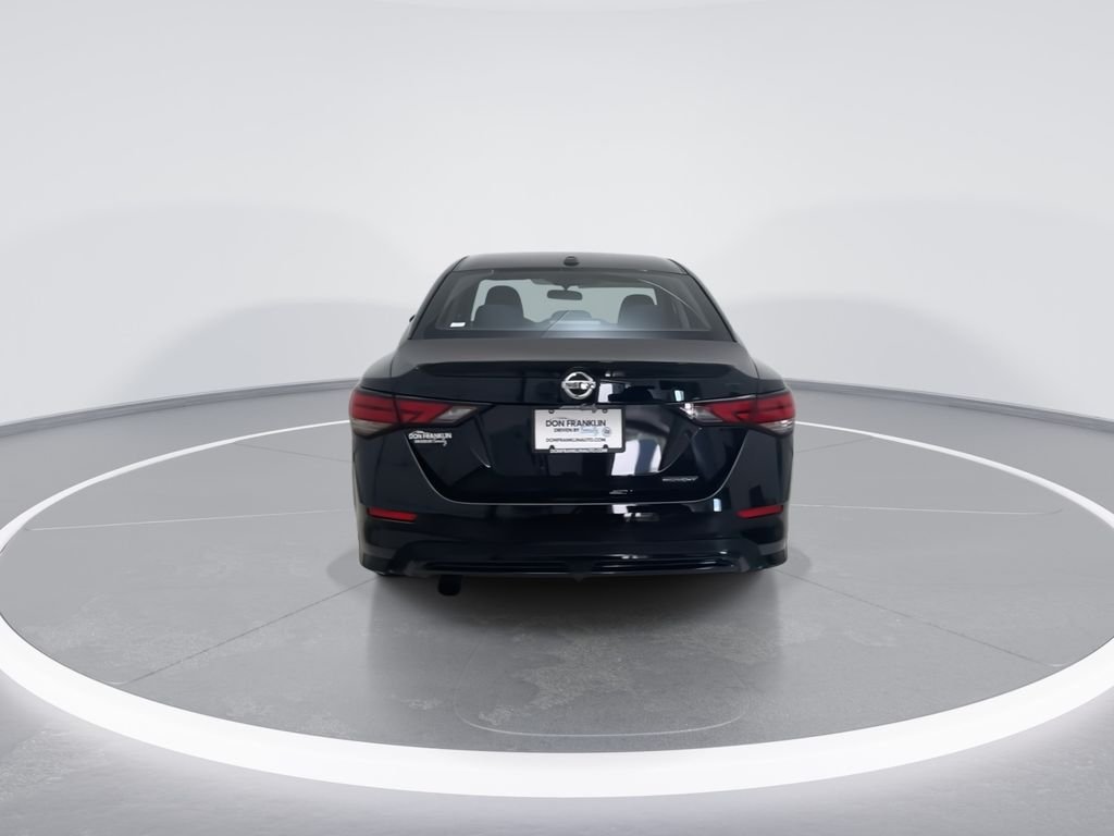 Used 2022 Black Nissan SR image 7