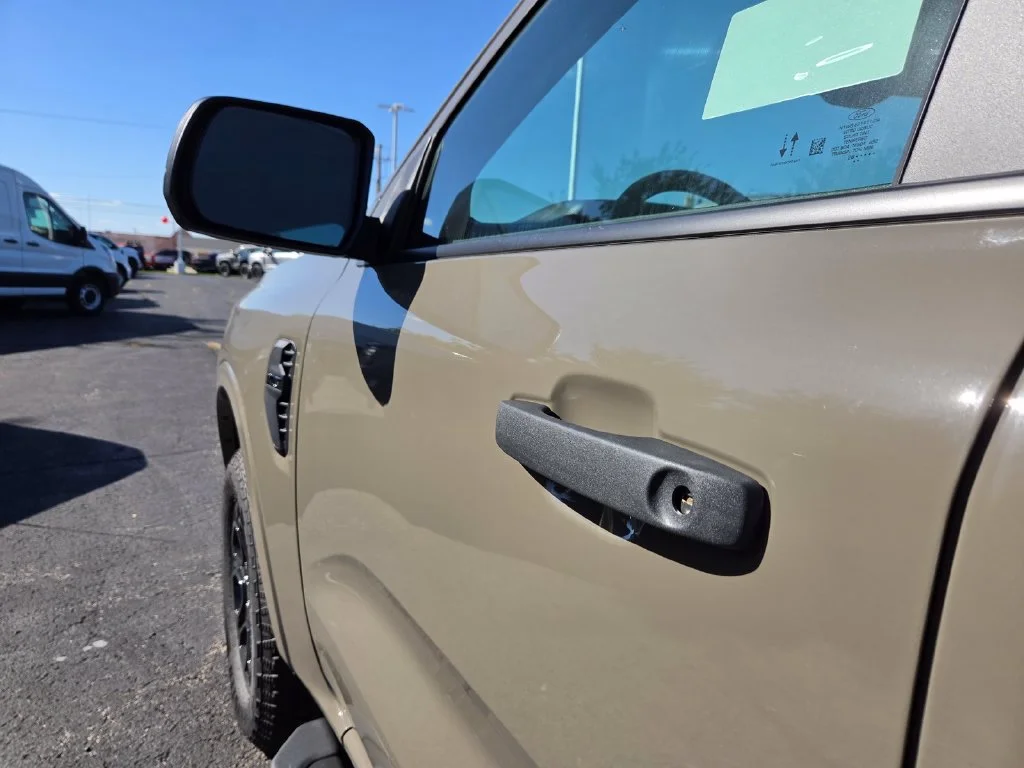 New 2026 Marsh Gray Ford XLT image 23